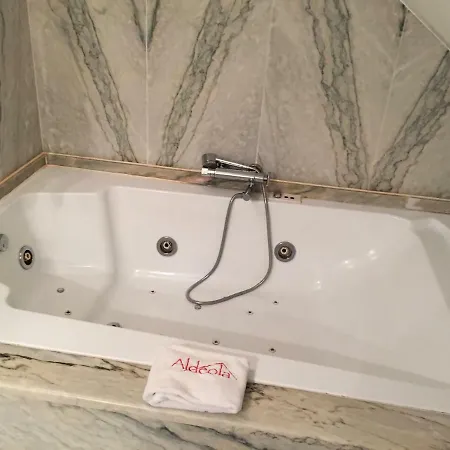 Hotel Complejo Aldeola Malpica